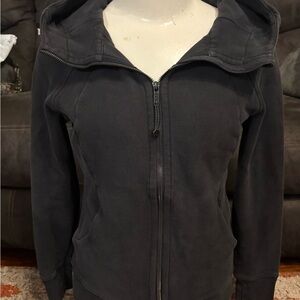 🎉Lululemon Scuba Women's Black Full length Zip-Up Jacket! Square dot.